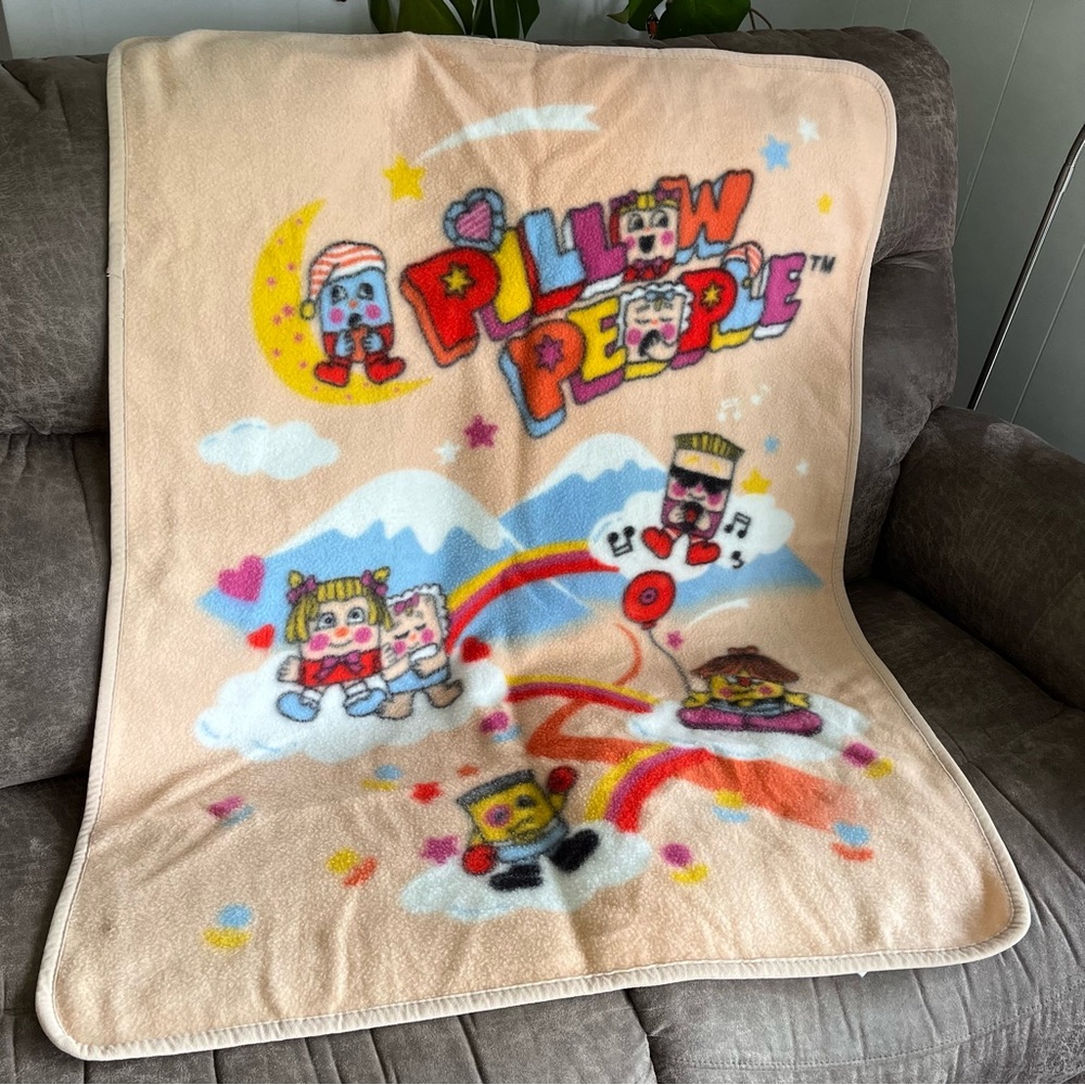 Vintage Yamaken Pillow People Blanket Tan Acrylic Polyester Japan RARE Fleece - Picture 8 of 8